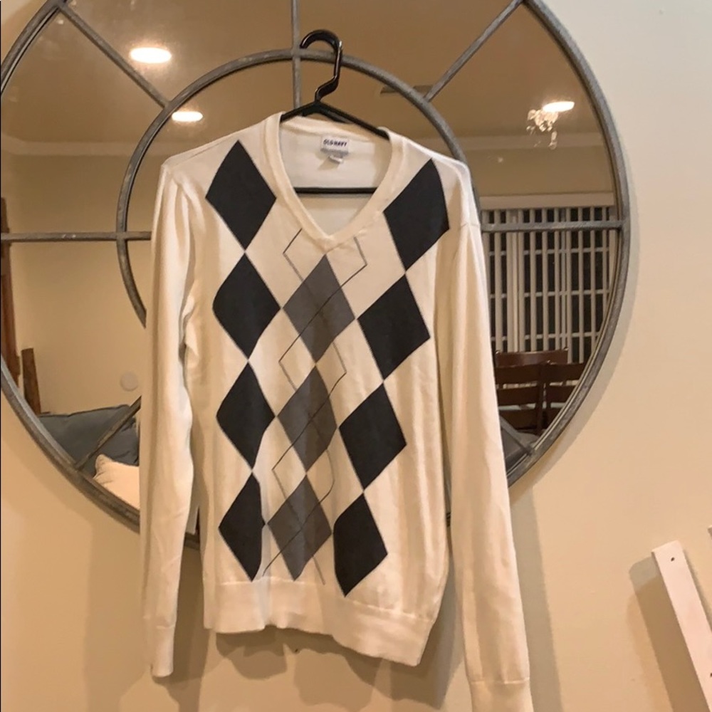 Old navy argyle pattern sweater